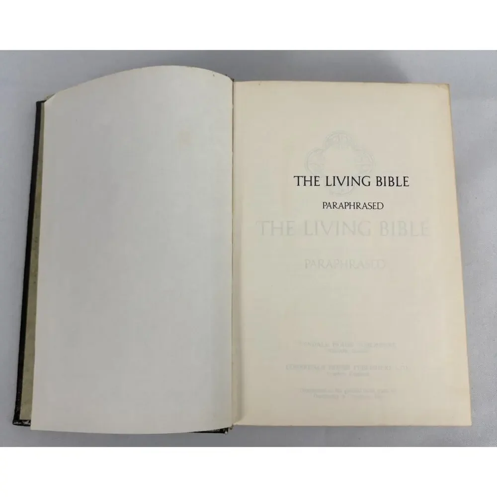 The Living Bible 1971 Padded Green Cover Tyndale Paraphrased